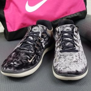 nike free rn 2018 wild velvet